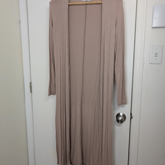 FASHION NOVA PINK BLUSH LONG CARDIGAN SIZE SMALL - Picture 2 of 5